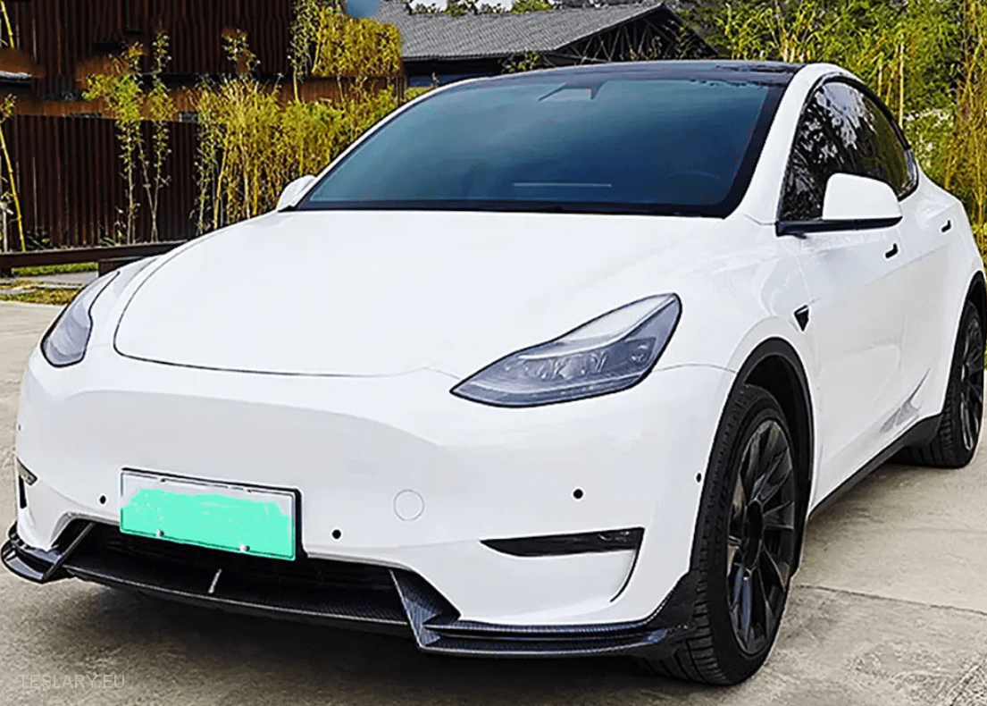 Tesla 3/Y Bodykit Front Diffuser Spoiler Black or Carbon - Tesla Shop Europe - TESLARY.IE Ireland - France boutique- Deutschland Geschäft- España comercio - Nederland winkel- TESLARY.IE