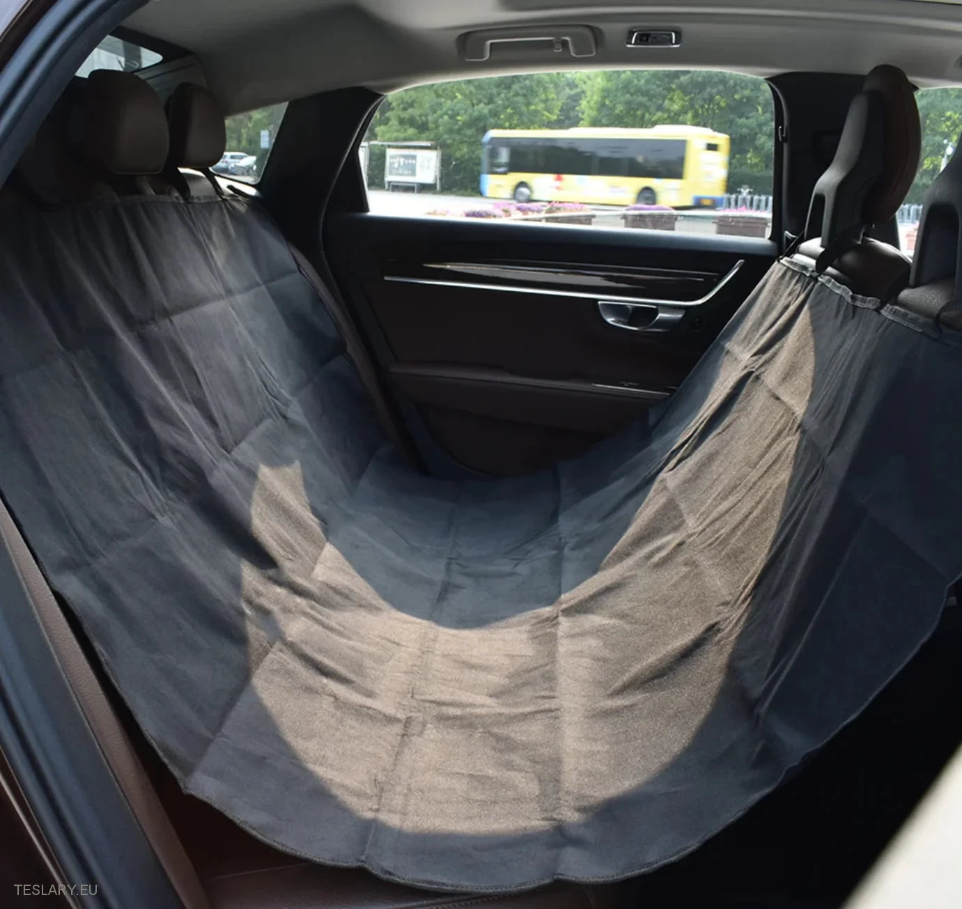 Robust Dog Car Seat Cover for Back Seat Suitable for Tesla Models 3 , Y & S