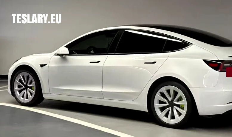 Tesla Model 3 18 "Full Rim Silver & Black Sport Style Covers