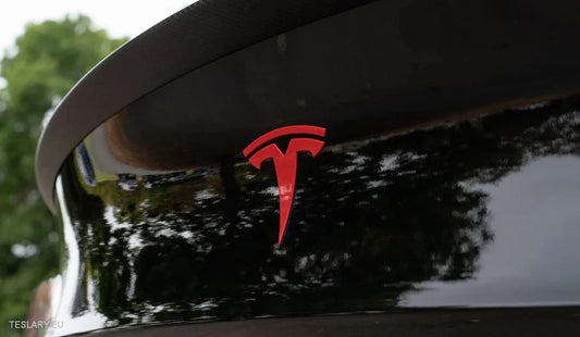 Tesla Modelo 3 / Y Logotipo de cauda traseira preto, carbono, cromo, vermelho