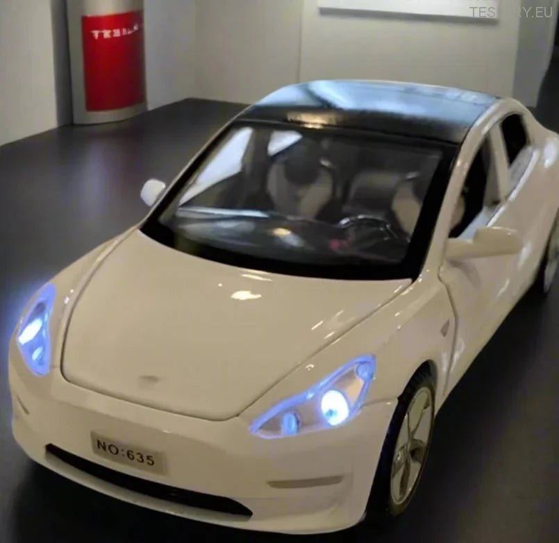 Tesla Modelo 3 2023 Escala 1:32 Versión no oficial